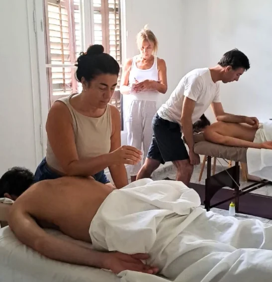 Deep Tissue Massage training curso Barcelona